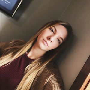 Meet your Posher, Alyssa